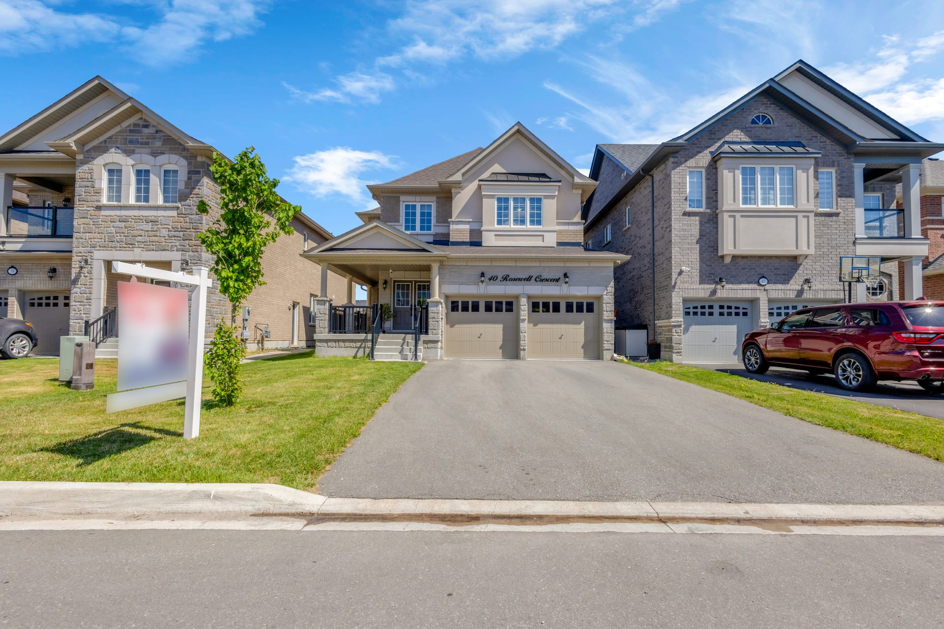 40 Rosewell Crescent photo 1