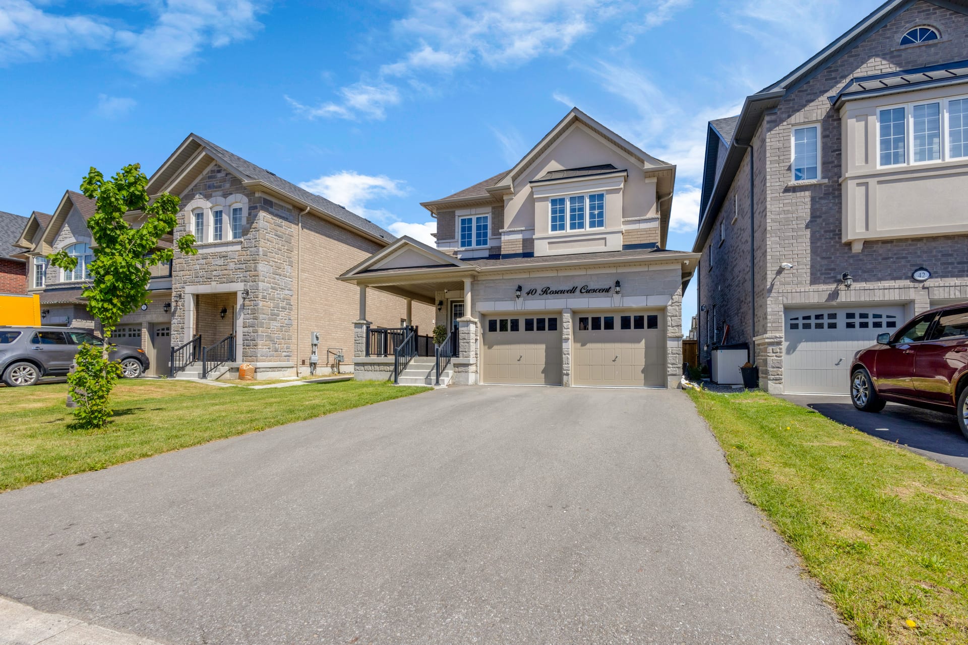 40 Rosewell Crescent photo 2